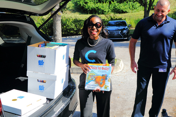 Ceridian Book Donation 2023 The Woodson AAMOF by RitzyPics (5)